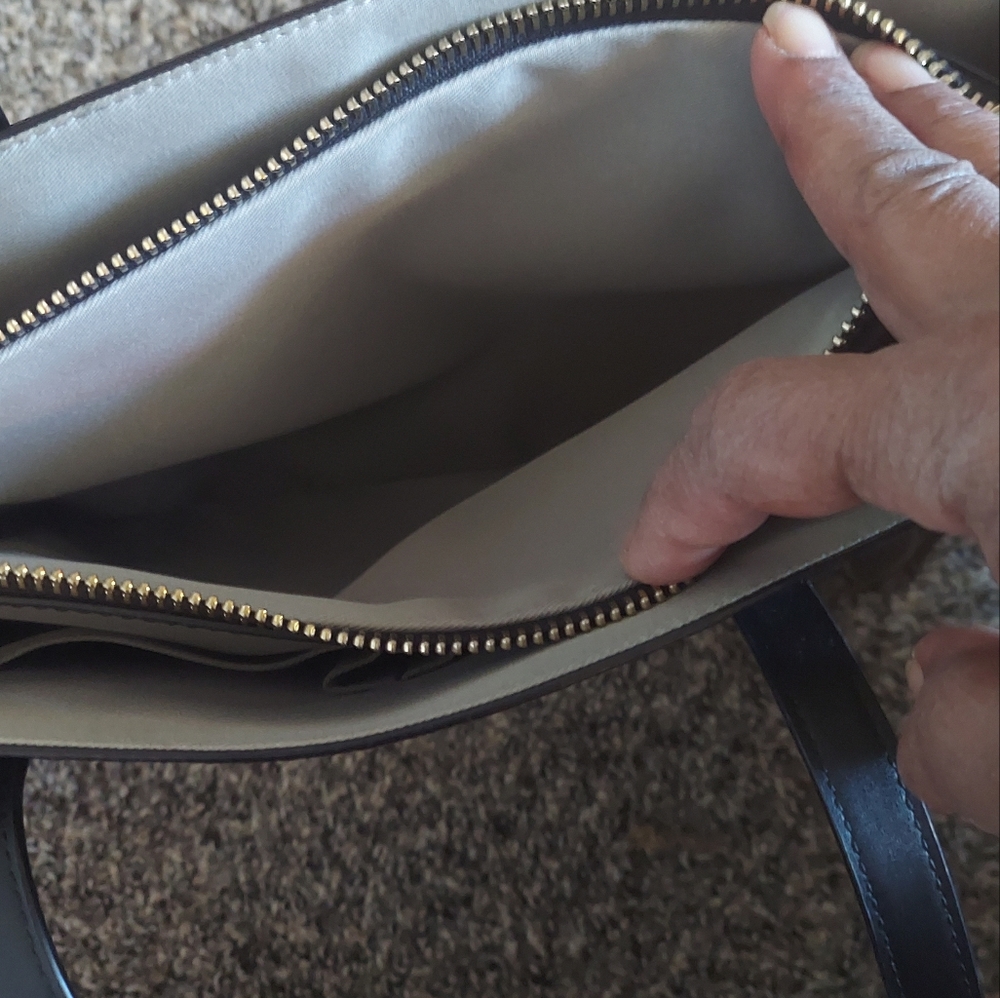 Handbag